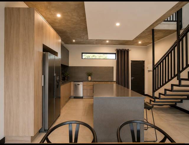 3 BEDROOM PROPERTY TO RENT IN MENLO PARK